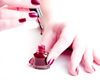 Pose vernis ongles maquillage